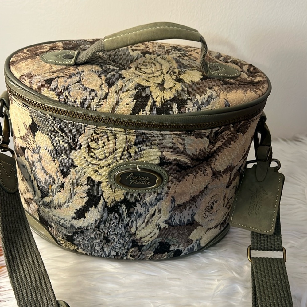 American Tourister Floral Tapestry Women Bag